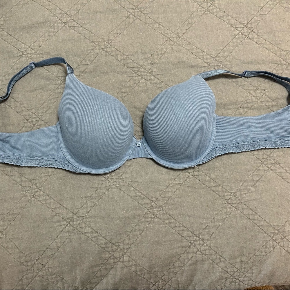 Victoria’s Secret Padded Bra 36C